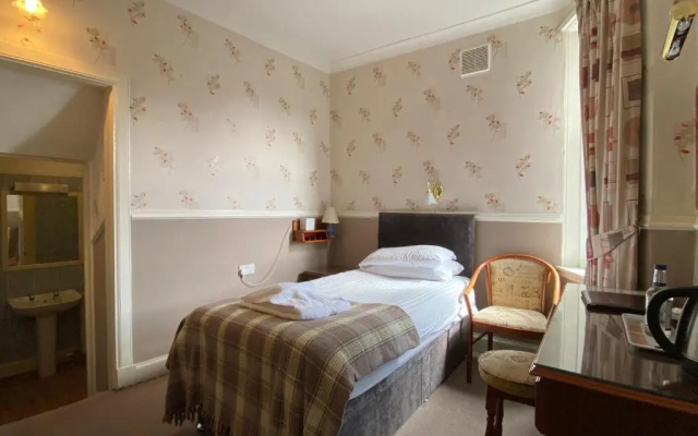 The Kings Arms Hotel