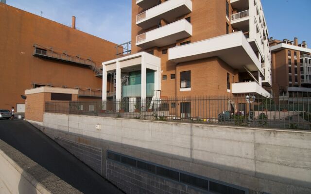 Отель Parco Leonardo & Fiera Modern Flat вид на фасад
