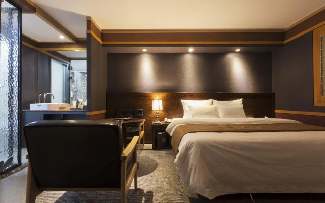 Hotel Leaders