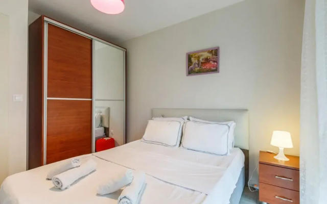Cozy Flat Near Public Transportation in Tuzla