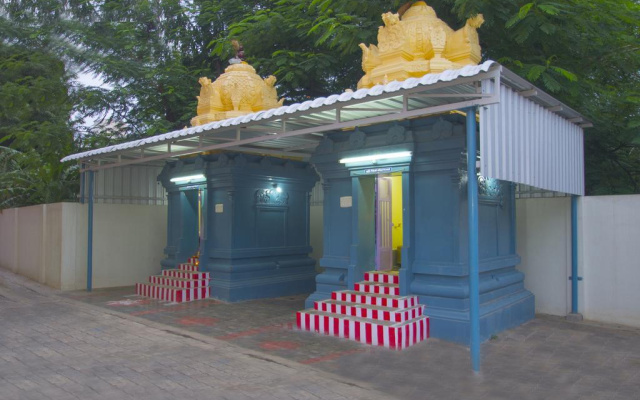 ThulasiRams Service Apartments