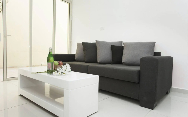 Kerem Hateiminim Apartments