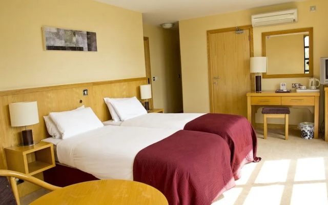 Upton Court Hotel