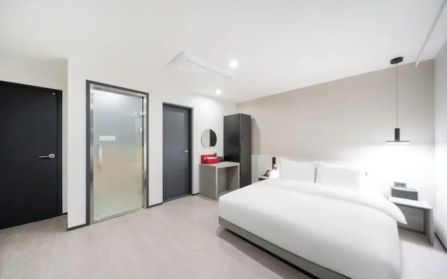 Cheomdan Hotel
