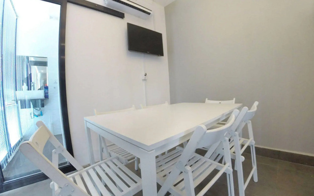 Aura Thematic Hostel