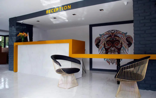 Azuu Suite Hotel