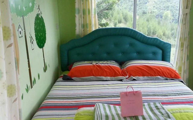 Hi Cube Resort