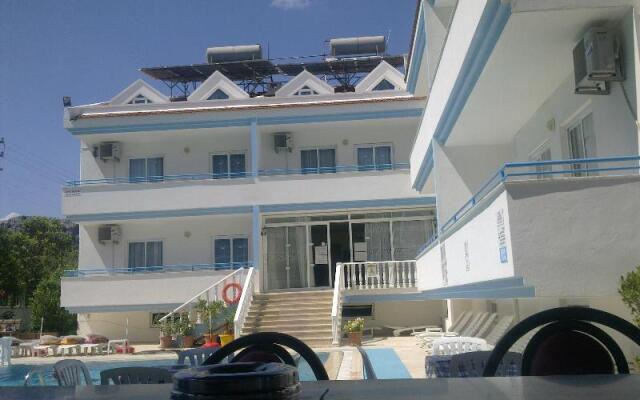 Huner Apartments Турция, Мармарис - 1 отзыв об отеле, цены и фото номеров - забронировать отель Huner Apartments онлайн парковка
