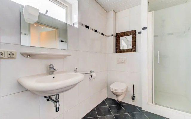 Lovely Holiday Home in Zeewolde With a Swimming Pool