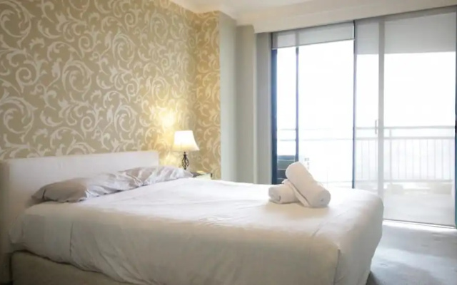 Master Room With Bays View Near Darling Harbour
