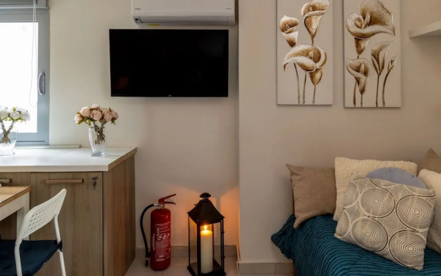 Placebo Apartment in Greece