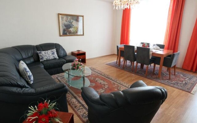 Апартаменты Mozart Apartments Вена комната для гостей