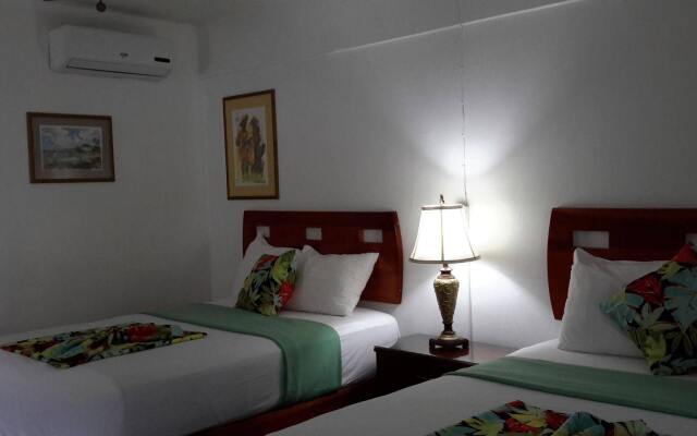 Hibiscus Lodge Hotel вид на фасад