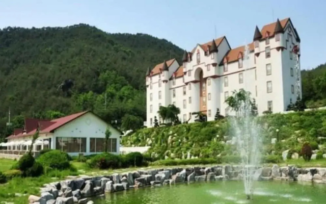 White Castle Resort