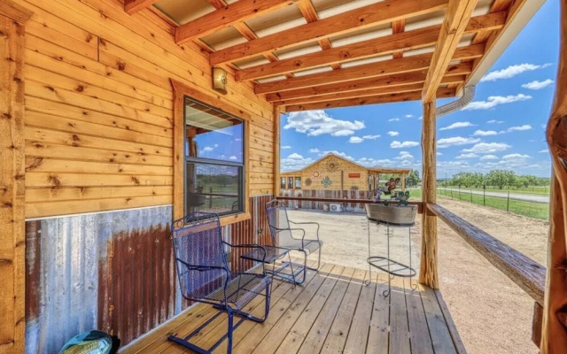 Hollmig Moon View 1 Bedroom Cabin by RedAwning