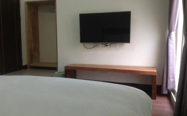 Shi Mom B&B