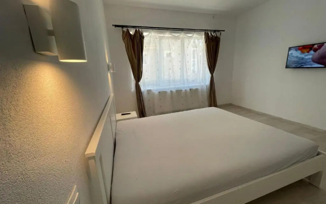 Chill House
