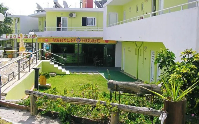 Family House Apartments