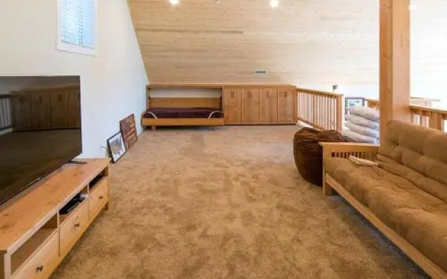 River Rock - 3BR/2BA + Loft