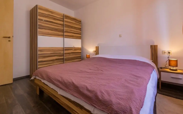Apartments Bellamare
