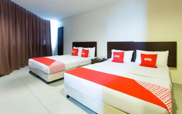 OYO 89966 Green World Hotel @ Seri Putra