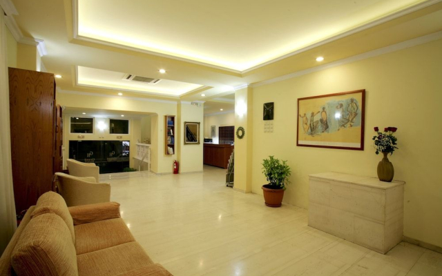 Grand Hotel Loutraki