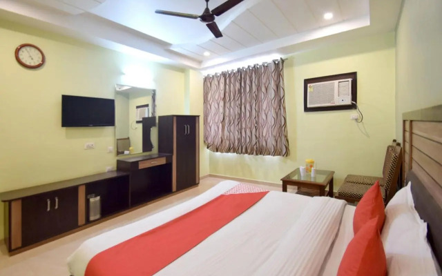 OYO 4690 Hotel Kanta International