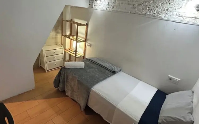 airbhouse private rooms & apartments