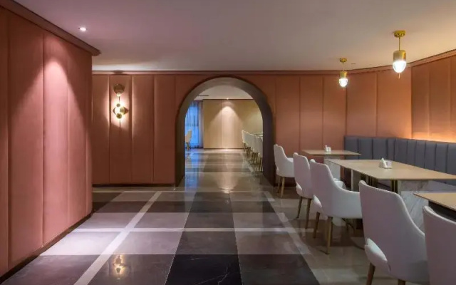 Orange Hotel Select (Chongqing Guanyin Bridge)