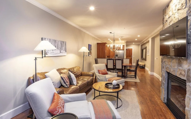 River Club 102 2 Bedroom Condo by Alpine Lodging Telluride