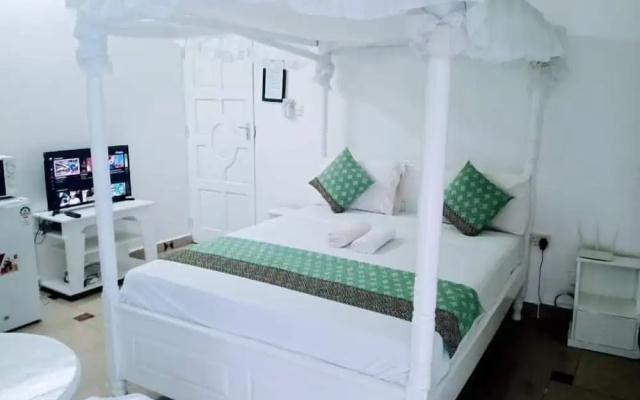 Bustani Studio Apartments Nyali