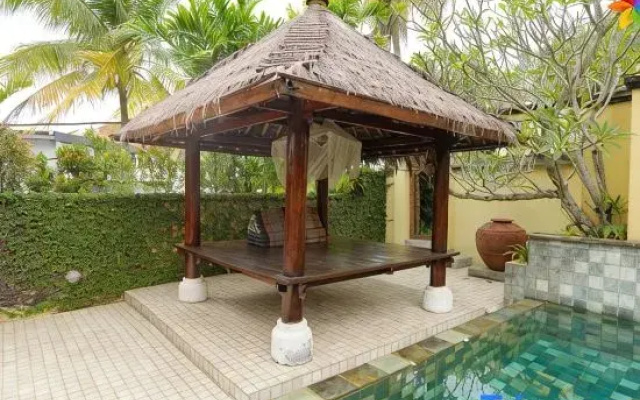 30P Luxurious Balinese Villa