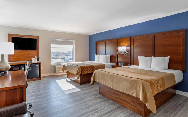 Comfort Suites St. Louis - Sunset Hills