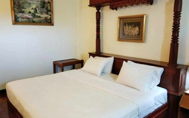 Prince Hotel Chiang Mai