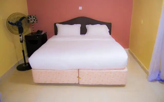 Royal City Garden Hotel