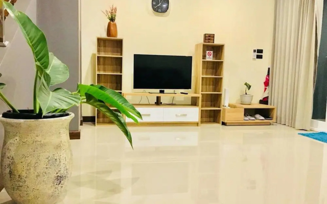 Vacato House