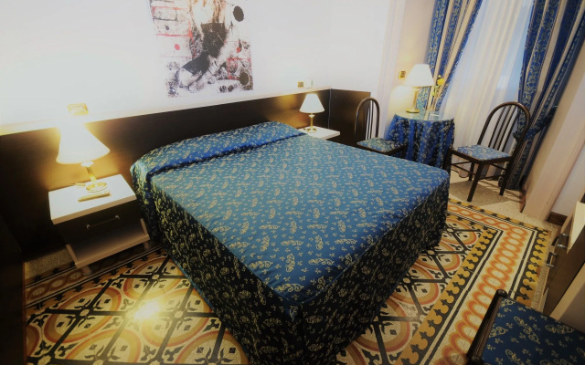 Отель Sweet Home