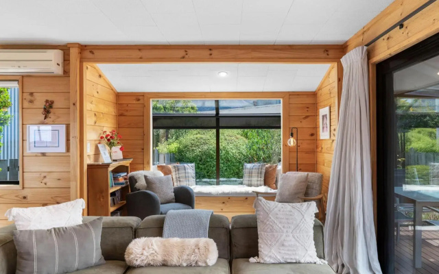 Tranquil Heights Holiday Home