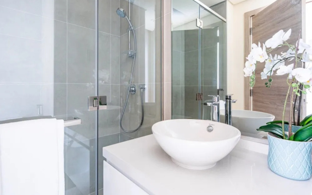 Spectacular Studio Apartment in Dubai Marina