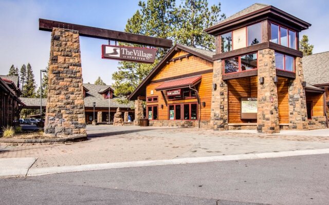 Grouse 7 in Sunriver, United States of America from 772$, photos, reviews - zenhotels.com hotel front