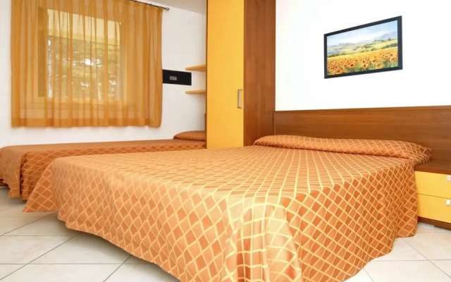 Colourful Flat in the Heart of Bibione