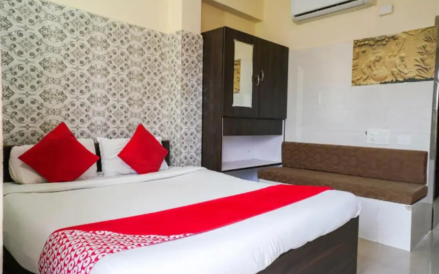 Hotel Sweekar by OYO Rooms