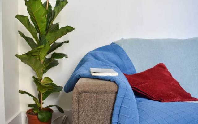 Апартаменты Bright 1 Bedroom Apartment in the Centre of Brighton комната для гостей