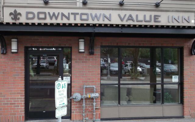 Отель Downtown Value Inn вид на фасад