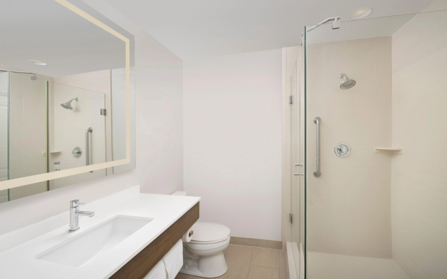 Holiday Inn Express Jacksonville Beach by IHG