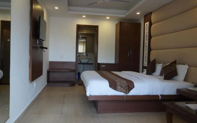 Hotel 30 Degree North, Mussoorie