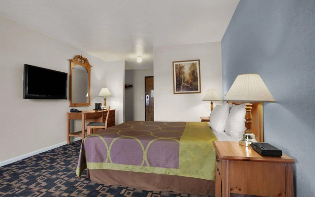 Spark by Hilton Springfield Eugene