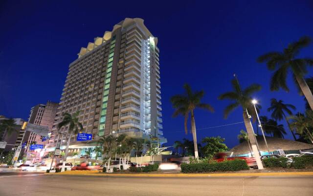 Отель Krystal Beach Acapulco вид на фасад