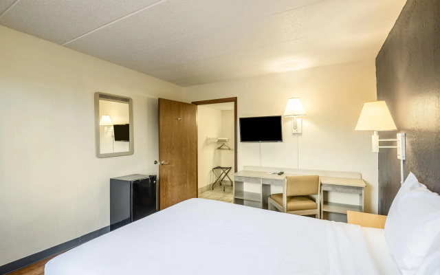 Rodeway Inn Dubuque