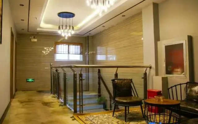 Zhoukou dongyue boutique hotel